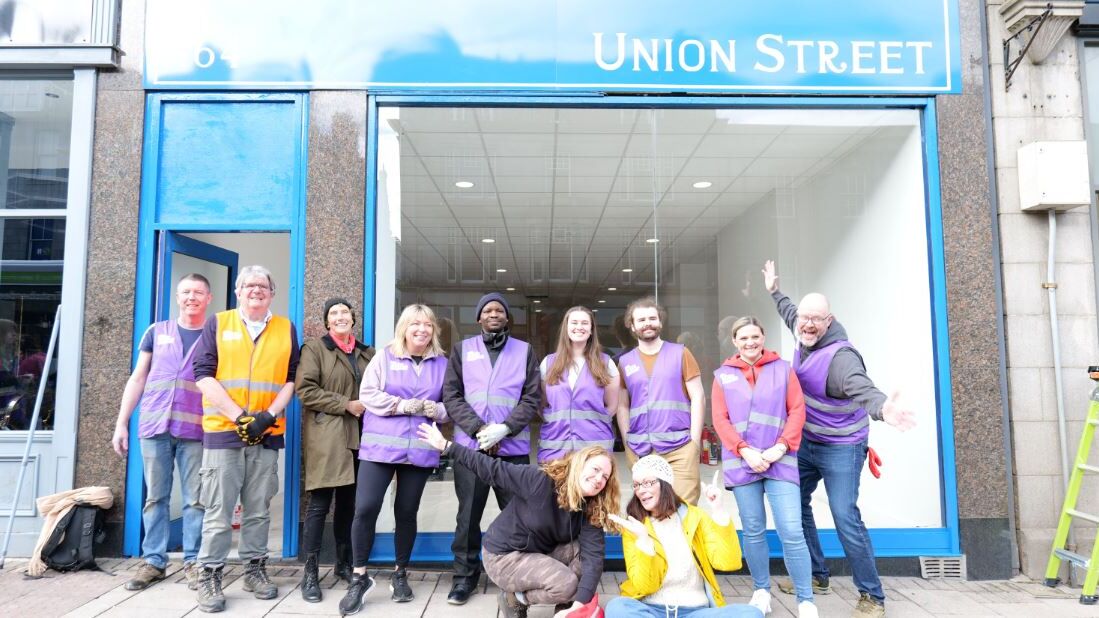 Before after unit volunteers