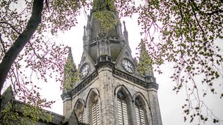 St nicholas kirkyard min