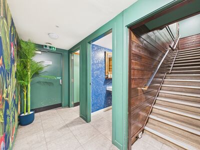 263 Union inside2